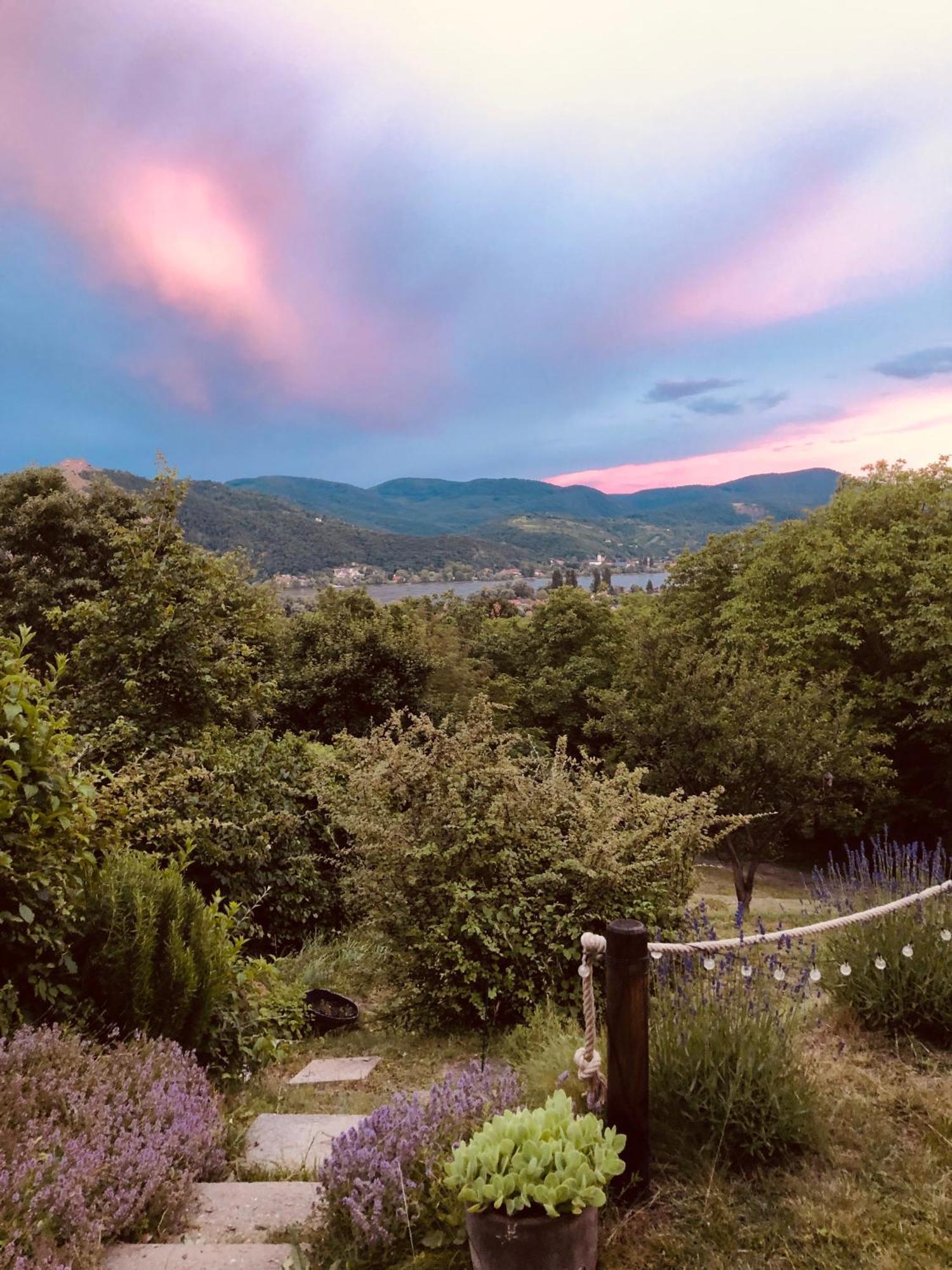 Panorama Kabin Nagymaros Villa Exterior foto